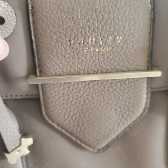 Radley London Palace Street Satchel/ Crossbody Bag With Adjustable Strap - Picture 6 of 10